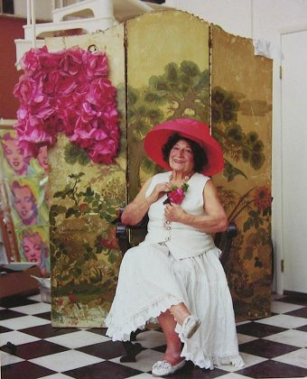 Illustration for article titled 7 Completely Undignified Things Every Woman Should Wear Once